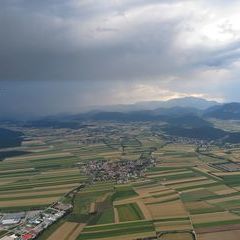 Flugwegposition um 15:15:32: Aufgenommen in der Nähe von Gemeinde Bad Fischau-Brunn, Österreich in 955 Meter